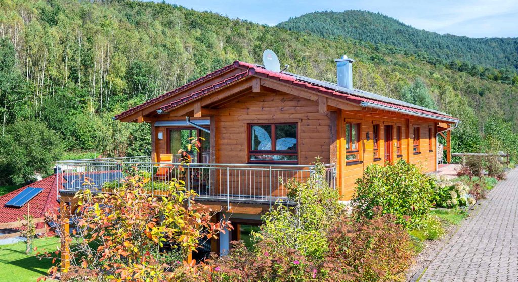 Holzhaus Eingeschossig - Kompaktes Blockhaus | Fullwood Wohnblockhaus